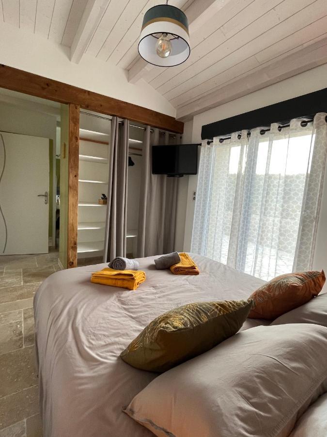 Chambre Au Calme Avec Spa Privatif Gratuit Sud Aveyron Les Palmiers Des Causses Saint-Rome-de-Tarn Bagian luar foto