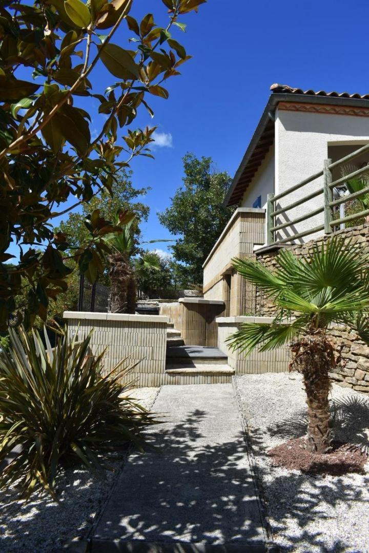Chambre Au Calme Avec Spa Privatif Gratuit Sud Aveyron Les Palmiers Des Causses Saint-Rome-de-Tarn Bagian luar foto